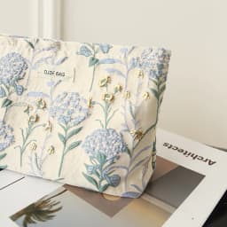 Blue Bouquet Women Makeup Bag, Large Capacity Canvas Toiletry Bag-for Sanitary Napkin & Makeup Supplies Storage,Travel Organizer