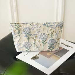 Blue Bouquet Women Makeup Bag, Large Capacity Canvas Toiletry Bag-for Sanitary Napkin & Makeup Supplies Storage,Travel Organizer