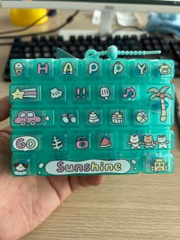 Portable 26 Grid Keyboard Keychain Pendant for Bags Backpacks Halloween Costume Accessory Decompression Fingertip Sensory