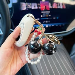1PC Sweet Cherry Imitation Pearl Beads Key Chain Exquisite Bag Pendant Decoration Backpack Accessories Car Keyring Jewelry Gift