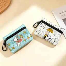 Cartoon Snoopy Lightweight Oxford Fabric Coin Purse With Black Carabiner Hook Mini Card Holder Earphone Storage Pouch