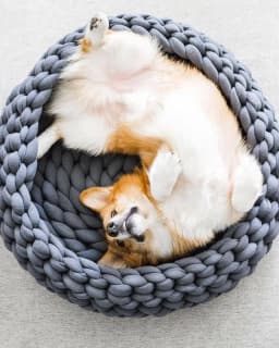 Super Cat Bed Warm Sleeping Cat Nest Soft Long Weave Strap Pet Dog Bed for Dogs Basket Cushion Cat Bed Cat Mat Animals Sleeping