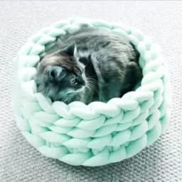Super Cat Bed Warm Sleeping Cat Nest Soft Long Weave Strap Pet Dog Bed for Dogs Basket Cushion Cat Bed Cat Mat Animals Sleeping