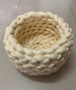 Super Cat Bed Warm Sleeping Cat Nest Soft Long Weave Strap Pet Dog Bed for Dogs Basket Cushion Cat Bed Cat Mat Animals Sleeping