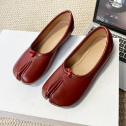Korean Style Horse-Shoe Split-Toe Women's Shallow Mouth Single Shoes New Slip-On Pig's Trotters Versatile Grandma Flat Loafers