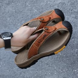 Genuine Cow Leather Shoes Men Sandals Mens Flip Flops Men's Casual Shoes Classic Massage Beach Slippers Anti-slip Summer 2021