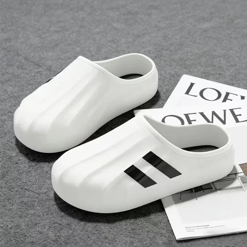 Sandals for Men Summer Men's Closed-Toe Slip-On Clogs Waterproof Soft Thick Sole Indoor Outdoor Dual Use Breathable Casual Shoes
