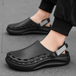Quick-Dry EVA Solid Color Mens Sandals Fashion Trendy Lightweight Outdoor Travel Essentials Beach Shoes Casual Men’s Slippers