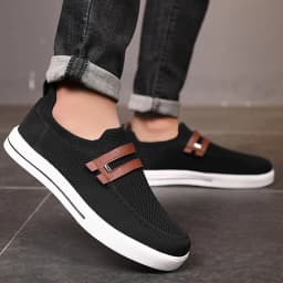 New Men Sports Shoes Mesh Breathable Casual Shoes Outdoor EVA Soft-Soled Walking Shoes Lightweight Comfortable Men Sports Shoes