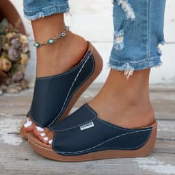2026 Women Wedge Slippers New Fashion Summer Slippers Open Toe Breathable Sandals Comfortable Buckle Woman Shoes Slides Women