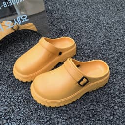 Thick-Soled Slippers for Men 2026 Summer New Style Slip-On Lazy Outdoor Non-Slip Height-Increasing Retro Closed-Toe Slippers