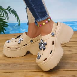 White Women's Wedge Heel Sandals Summer 2025 Fashion Chunky Platform Clogs Woman Thick Bottom Non Slip Beach Slippers eva Slides