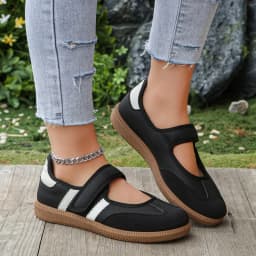 Women Large Size Casual Sneakers New Slip on Walking Shoes Spring Autumn Soft Bottom Board Shoes for Women Zapatos De Mujer