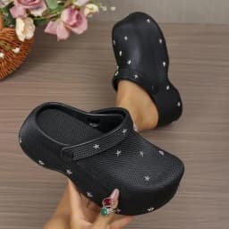 Y2K Metal Star Chunky Platform Clogs Sandals Women Summer 2026 Soft Thick Bottom Garden Shoes Woman's Lightweight Beach Slippers