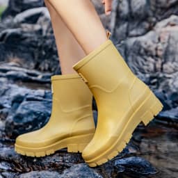 2026Fashionable Korean Women's Mid-Calf Rain Boots Thick Bottom Wear-Resistant Anti-Slip Waterproof Car Wash Shoes Water-Proof
