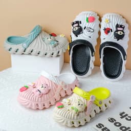 Women's Diy Cute Bear Clogs Sandals Summer 2025 Slip On Wedge Platform Sandals Woman Fashion Thick Sole Garden Shoes Ladies