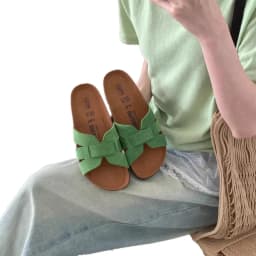 Plus Size Soft Sole Vintage Flip Flops Summer New Round Toe Suede Cutout Flat Sandals
