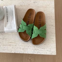 Plus Size Soft Sole Vintage Flip Flops Summer New Round Toe Suede Cutout Flat Sandals
