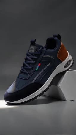 Men's Trendy Sports Shoes Lightweight Breathable Modern Non Slip Shoes Suede Detailing Outdoor Stylish Daily Wear Men Sneakers
