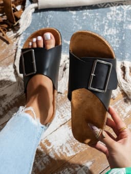 Women's Summer Casual Simple Buckle Adjustable Pu Upper Double-Strap Beach Flat Slip-On Outdoor Home Comfortable Slippers Large Size
