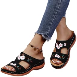 Women Leather Flower Embroidered Vintage Casual Soft Footbed Orthopedic Arch-Support Sandals For Daily Wear For Beach