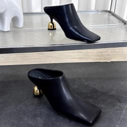 Retro Square Headed Wine Glasses and Slippers for Women in Summer 2025, New Style for Wearing Half Drag High Heels for Women