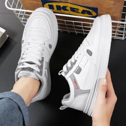 Men's Spring Autumn 2026 Outdoor Sport Sneakers Fashion Vulcanized Shoes Luxury Flats Tenis Para Hombre