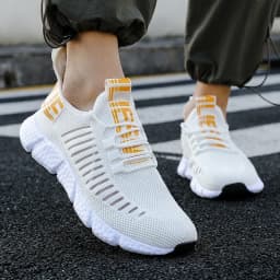 Summer Men Sneakers Lightweight Breathable Mesh Outdoor Casual Shoes Fashionable Tennis Training Shoes Men's Free Shipping
