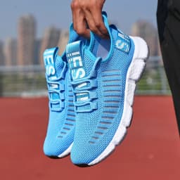 Summer Men Sneakers Lightweight Breathable Mesh Outdoor Casual Shoes Fashionable Tennis Training Shoes Men's Free Shipping