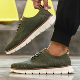 Ultra-Light Casual Knitted Shoes for Men Breathable Slip-Resistant Sneakers 2025 Flexible Soft Sole Trendy Comfortable Shoes Men