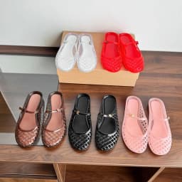Women Hollow Jelly Mules Slippers Summer Mary Jane Round Toe Slip On Crystal PVC Sandals Breathable Outdoor Beach Flat Shoes