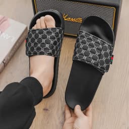 Summer Men's Slippers Fashion Comfortable Breathable Slippers Indoor Bathroom Sandals Plus Size Casual Outdoor Beach Shoes 47
