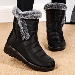 Thick Warm Long Plush Waterproof Snow Boots Women Winter 2025 Non Slip Soft Fur Ankle Boots Woman Plus Size 44 Cotton Shoes Mom