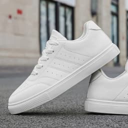 Men Classic Leather Skate Shoes Lace Up Flat Casual Sneakers Non Slip Daily Walking Footwear Black White 2 Colors