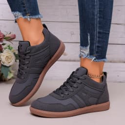 New 2026 Ladies Black Soft-soled Comfortable Sneakers Women's Leisure Joker Walking Shoes Tenis Feminino Zapatillas Mujer