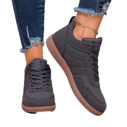 New 2026 Ladies Black Soft-soled Comfortable Sneakers Women's Leisure Joker Walking Shoes Tenis Feminino Zapatillas Mujer