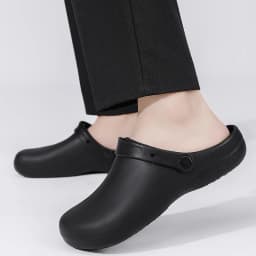 2025 New Fashion Men's Slip-On Half-Mule Closed-Toe Non-Slip Work Shoes Chef Shoes Lightweight Beach Shoes Casual Men's Shoes