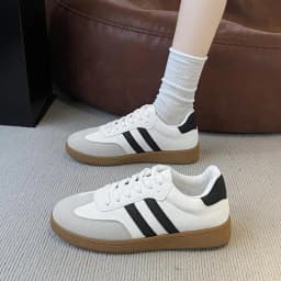Women Tennis Sneakers Flats Ladies Fashion Lace-Up Vulcanized Shoes Autumn Outdoor Trainers Student Board Shoes Women Footwear