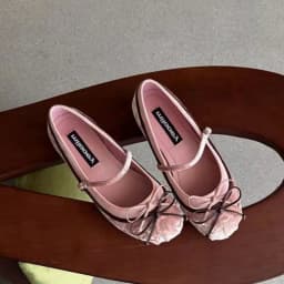 *Fashionable/sexy Hot Selling Le Fu Shoes Spring and Autumn New Round Toe Flat Bottom Comfortable Casual Single Shoes for Women