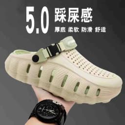 New hole shoes for men in summer, thick soled, non slip, breathable driving sandals, durable and fashionable beach shoes