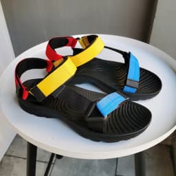 2026 Men Sandals Summer Leisure Beach Holiday Sandals Men Shoes New Outdoor Sneakers Male Retro Comfortable Casual Sandals Men