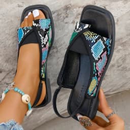 New Summer Women's Genuine Leather Open-Toe Sandals Fashionable Flat Square-Toe Sandals 2026 Retro Outdoor Beach Casual Sandals