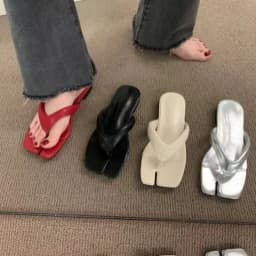 Plus-Size Summer Hot-Selling Toe-Separating Slippers for Women, Thong Flip-Flops, Cool Sandals