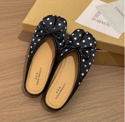 Fashion Butterfly-knot Split Toe Slippers Women Tabi Ninja Ballet Flats Comfortable Walking Loafers Ladies All-match Mules Shoes