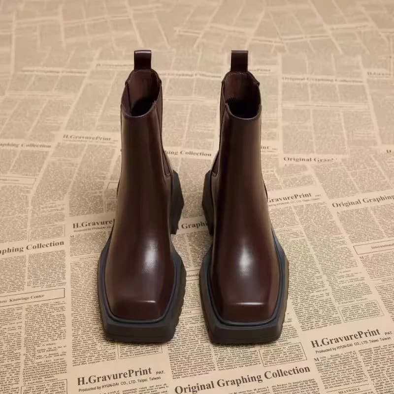 Chelsea Boots Women Autumn Platform 2025 Early Autumn Square Toe Booties Spring and Autumn Single Boots