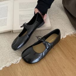Tabi Ninja Moccasins Round Split Toe Retro Color Women Single Shoes Buckle Strap 2024 Spring Casual Soft Mary Janes Shoes