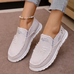Women's Slip-On Canvas Shoes, Daisy Embroidered Casual Loafers, Comfortable Lightweight Walking Shoes for Daily Wear