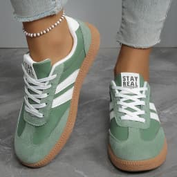 Fashionable and Sexy Plus Size Lace Up Flat Shoes for Women Spring and Autumn New Round Toe Comfortable Casual Sports Shoes