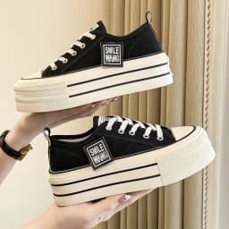 2026 New Women's Black Platform Canvas Sneakers Lace-up Comfortable Shoes Fashion Outdoor Multi-functional Sports Canvas Shoes