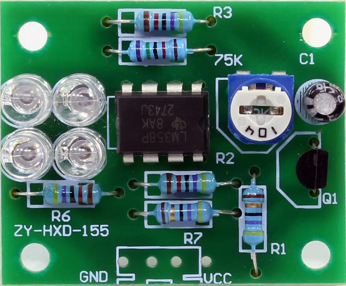 100PCS SOT223 MIC5239-5.0YS TR MIC5239-3.3BS TR MIC5239-5.0BS TR L1117L-3.3 SPX1129M3-5.0/TR UA78M33CDCYR FAN1112SX DCP68-13